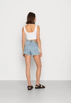 Pieces Pctulla- Denim Shorts - Light Blue Denim 9 Pieces Pctulla- Denim Shorts - Light Blue Denim -ESPRIT || ONLY || Wal G Sales Store 06d5832f3df648a09c3b4f21a295c589