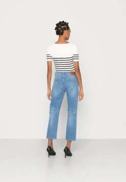 OPUS Louis - Straight Leg Jeans - Light Fresh Blue -ESPRIT || ONLY || Wal G Sales Store 09b94dacb0c44d45bb3c6320cf11e98a