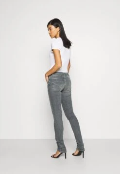 LTB Slim Fit Jeans - Renell Undamaged Wash -ESPRIT || ONLY || Wal G Sales Store 0e8396da9e504787a7f2a1e6bd652536