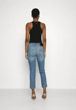 Sportmax Schermo - Jeans Skinny Fit - Blu Notte 9 Sportmax Schermo - Jeans Skinny Fit - Blu Notte -ESPRIT || ONLY || Wal G Sales Store 10fb95f9d7e24ffba9c16bba12824eb6