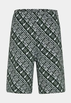 Lacoste X Netflix - Shorts - Green/White -ESPRIT || ONLY || Wal G Sales Store 1833be0e1b1a4581a4cb754a167fceb1