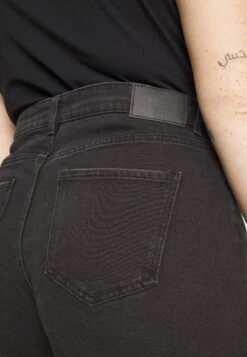 Vero Moda Curve Vmbrenda Mix - Denim Shorts -ESPRIT || ONLY || Wal G Sales Store 1a24202c19134ecca00a71b6524a8aa8