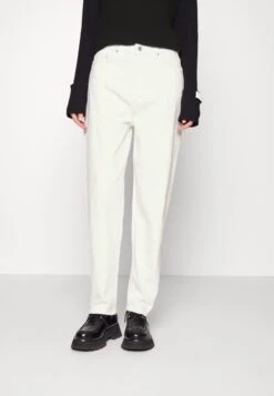 Blanche Avelon- Bootcut Jeans - White