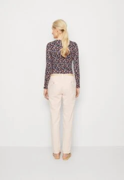 ESPRIT Twill Stretch - Chinos - Pastel Pink -ESPRIT || ONLY || Wal G Sales Store 32ecaa388ca040b4b9087423c4366a02