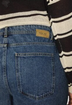 Denim Shorts - Denim Shorts -ESPRIT || ONLY || Wal G Sales Store 3527aa4d809a42aabf1b2d92b8312094