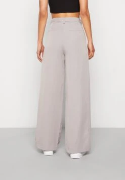 Minimum Lessa- Trousers - Gull -ESPRIT || ONLY || Wal G Sales Store 3c817ba6c2c649e699746af33a9d883d