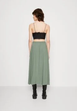 Vero Moda Vmsimply Easy Skirt - A-Line Skirt - Laurel Wreath -ESPRIT || ONLY || Wal G Sales Store 42ccc05afcab4270a942b82bb35c6690