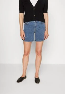 Selected Femme Slfsia Mid - Shorts