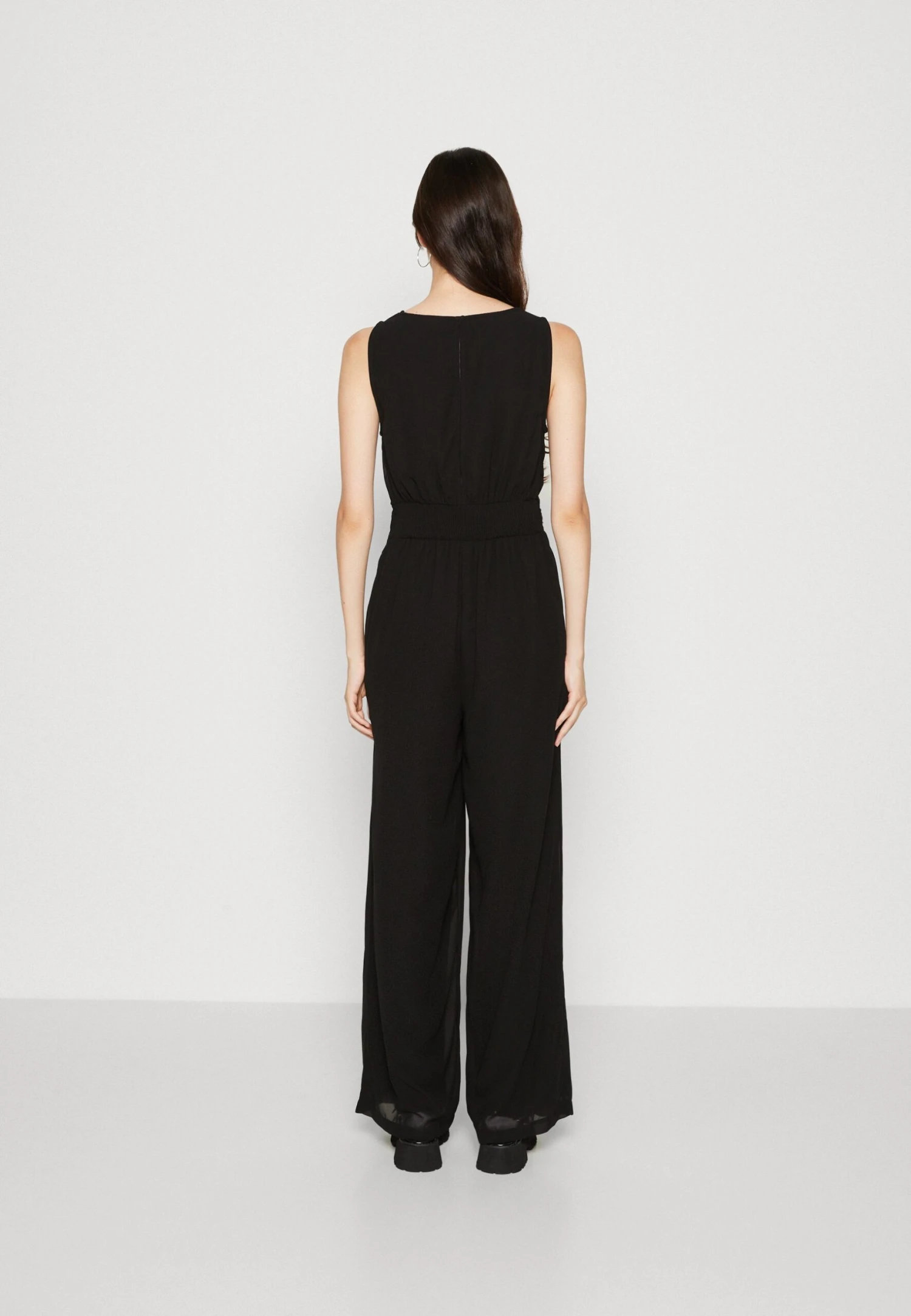 Vero Moda Vmamanda Wide - Jumpsuit - Black 5 Vero Moda Vmamanda Wide - Jumpsuit - Black - Image 3