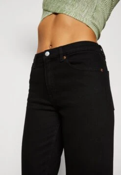 Monki Slim Fit Jeans - Slim Fit Jeans -ESPRIT || ONLY || Wal G Sales Store 4eeffb7bc7dd4fd083bce13c20066a63