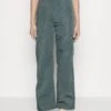 Cargo Trousers - Dark Green -ESPRIT || ONLY || Wal G Sales Store 4f73e28679a449949e1b5fe088a3feea