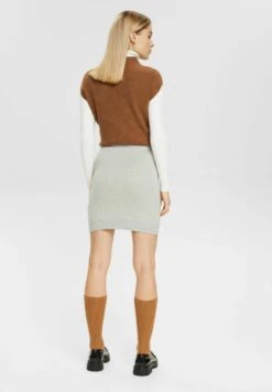 ESPRIT Mit Floralem Jacquard-Muster - Mini Skirt - Light Grey New -ESPRIT || ONLY || Wal G Sales Store 527731aba9c243f9996a2050c2c4fab0
