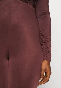 Curve Cece - Jumpsuit -ESPRIT || ONLY || Wal G Sales Store 5867e24be1ff42bda785e0bb9b17b048