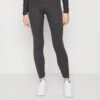 Nike Sportswear Tight - Leggings - Trousers