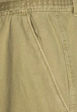 ESPRIT Shorts - Pistachio Green -ESPRIT || ONLY || Wal G Sales Store 651fb0fe1eaf4e7689cdb2a7fdae908d