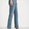 Ankle - Straight Leg Jeans -ESPRIT || ONLY || Wal G Sales Store 6d513e9384034827865998ad90459dad