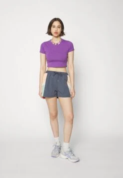 Ellesse Spantic- Shorts - Dark Blue 13 Ellesse Spantic- Shorts - Dark Blue -ESPRIT || ONLY || Wal G Sales Store 75e6bb53c3de416bb3d4179af45543e9