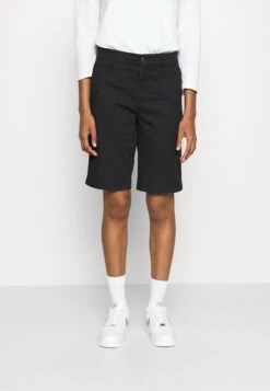 Woven Bermuda Solid - Shorts