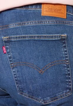 Levi's® Plus 724™ Pl Hr Straight - Slim Fit Jeans -ESPRIT || ONLY || Wal G Sales Store 8d9f9f047fc24ce990dabae65696f53a