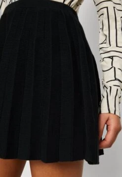 Hollister Co. Pleated - Mini Skirt - Black 13 Hollister Co. Pleated - Mini Skirt - Black -ESPRIT || ONLY || Wal G Sales Store 8dfd1b274faa4ac8ad8032fe304f6cb7