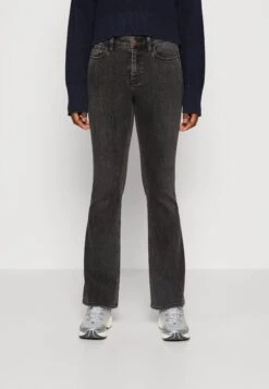 Hollister Co. Clean Curvy - Bootcut Jeans