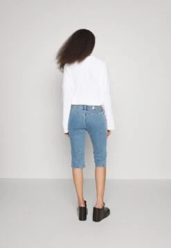 Filippa K Capri Pants - Denim Shorts -ESPRIT || ONLY || Wal G Sales Store 9ddf0a03d5114856a9f208f4ad9e05f5