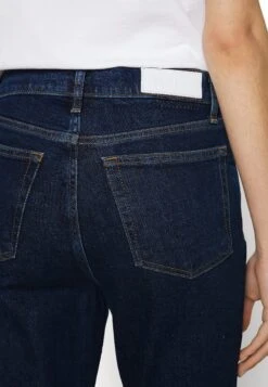 RE/DONE Ankle Crop - Slim Fit Jeans -ESPRIT || ONLY || Wal G Sales Store a18ca80c669b4ed4bac0d4a8dd071c4e