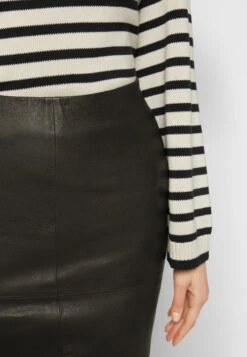 Sadie - Pencil Skirt -ESPRIT || ONLY || Wal G Sales Store b4e8e33d265b435ebcf1859b422fe9ff