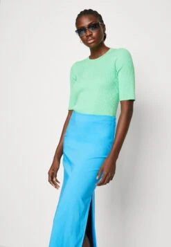 Gestuz Cove Skirt - Maxi Skirt -ESPRIT || ONLY || Wal G Sales Store b914706653484993b4d8f7ea157f65c3