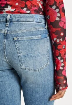 7 For All Mankind Kimmie Straight Sliillbri - Straight Leg Jeans - Light Blue -ESPRIT || ONLY || Wal G Sales Store bbb81e43f66143a892f10a610e67d091