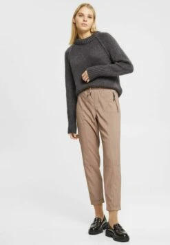 ESPRIT Woven - Tracksuit Bottoms - Taupe -ESPRIT || ONLY || Wal G Sales Store c0850a891cc541cbae55cc2becb86b00