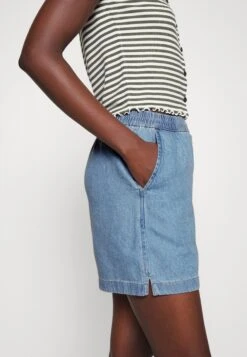 Wrangler Boxer - Denim Shorts - Light Stonewash -ESPRIT || ONLY || Wal G Sales Store c4b25e67e1564813bbc0613eb4a4cac5