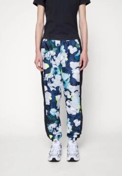 The North Face Hydrenaline Pant - Tracksuit Bottoms - Summit Navy -ESPRIT || ONLY || Wal G Sales Store cf67a250c6374de5bd41f9511f08cfc3