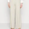 Selected Femme Slftaniaeliana Wide Pant - Trousers - Beige 2 Selected Femme Slftaniaeliana Wide Pant - Trousers - Beige -ESPRIT || ONLY || Wal G Sales Store d1e9555320f345a5b7f04ee08c94963b