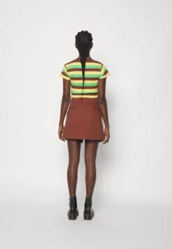 Obey Clothing Ryan Skirt - Mini Skirt - Sepia -ESPRIT || ONLY || Wal G Sales Store d3c58f71b8ae42fab2f66aacc4a254e8