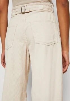 BDG Urban Outfitters Logan - Trousers -ESPRIT || ONLY || Wal G Sales Store d4ec110be7304e708d9503c02aa332a1