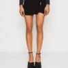 Even&Odd Mini Skirt - Black