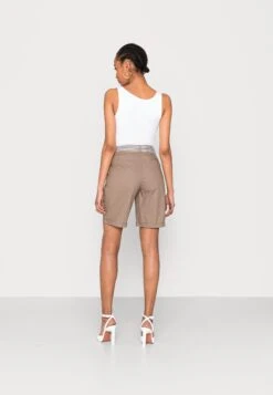 Anna Field Shorts - Taupe -ESPRIT || ONLY || Wal G Sales Store e61c53ac185142a3a599f8ff60c08f8e