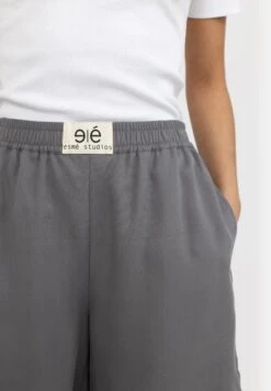 Esmé Studios Eslica - Shorts - Charcoal Gray -ESPRIT || ONLY || Wal G Sales Store e7d58f0dff1449da9713fc50ab9dadb0