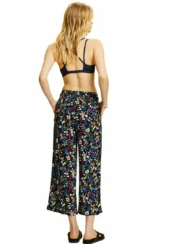 ESPRIT Trousers - Navy -ESPRIT || ONLY || Wal G Sales Store ecd6bda5c8004e2cb97cbc10e138e92e