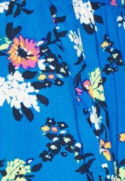 B.young Mmjoella - Shorts -ESPRIT || ONLY || Wal G Sales Store f5a6e6f0647a45fc9491f0b97d74d32d