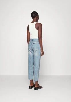 LOIS Jeans Dana Jackson - Relaxed Fit Jeans - Vintage Stone -ESPRIT || ONLY || Wal G Sales Store f91cce3683374edabf8e2308eed69dfb