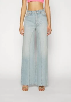 Victoria Beckham Bianca - Relaxed Fit Jeans -ESPRIT || ONLY || Wal G Sales Store fa3a468be7cd47d681ad4b257916e312