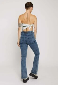 Shank Opening - Flared Jeans -ESPRIT || ONLY || Wal G Sales Store fb0b4d5a0c7741e693cc03b26287712a